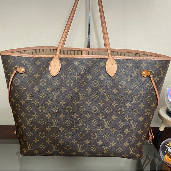 Louis Vuitton Neverfull GM in Monogram - Picture 2 of 14